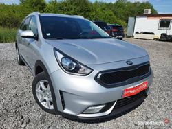 Srebrny Używany 2017 Kia Niro SUV | 58 900 zł (Uczciwa cena)