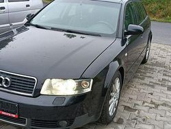 Czarny Używany 2002 Audi A4 Kombi | 12 900 zł