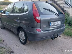 Używany 2004 Nissan Almera Tino Minivan | 2900 zł