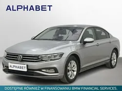 Szary Używany 2022 VW Passat Sedan/Limuzyna | 87 900 zł (Dobra cena)