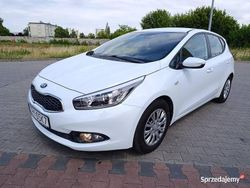 Biały Używany 2014 Kia Ceed Hatchback | 34 900 zł (Dość drogi)