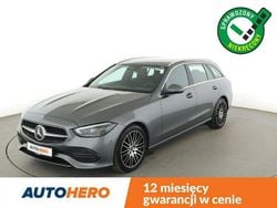 Szary Używany 2022 Mercedes C300 Kombi | 148 200 zł
