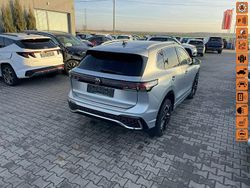 Czarny Używany 2024 VW Tiguan R-line SUV | 89 900 zł