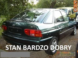 Zielonymetallic Używany 2001 Ford Escort Hatchback | 8000 zł