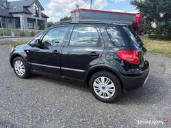 Czarny Używany 2010 Fiat Sedici SUV | 23 900 zł (Dość drogi)