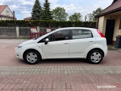 Biały Używany 2010 Fiat Grande Punto Hatchback | 19 900 zł