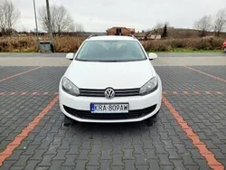 Biały Używany 2010 VW Golf VI Sedan/Limuzyna | 19 900 zł (Uczciwa cena)