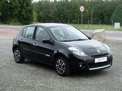 Czarny Używany 2011 Renault Clio III Hatchback | 11 300 zł (Uczciwa cena)