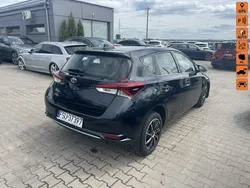 Czarny (metalik) Używany 2017 Toyota Auris Hatchback | 22 900 zł