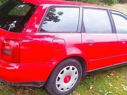Czerwony Używany 1998 Audi A4 Kombi | 2500 zł (Dobra cena)