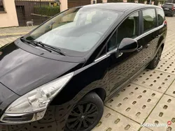 Czarny Używany 2010 Peugeot 5008 Minivan | 14 300 zł (Uczciwa cena)