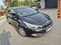 Czarny (metalik) Używany 2013 Kia Ceed 2 Kombi | 30 900 zł (Uczciwa cena)