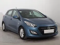 Niebieski Używany 2015 Hyundai i30 Hatchback | 26 999 zł (Dobra cena)