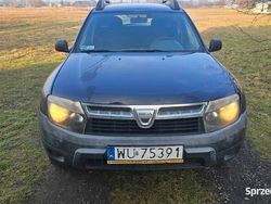 Granatowy Używany 2010 Dacia Duster SUV | 13 100 zł