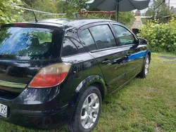Czarny Używany 2005 Opel Astra Hatchback | 7999 zł (Uczciwa cena)
