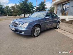 Używany 2002 Mercedes E500 | 28 000 zł