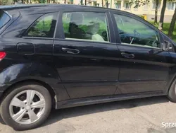 Czarny Używany 2009 Mercedes B200 Minivan | 20 000 zł (Dość drogi)