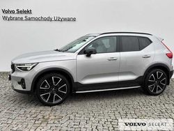 Srebrny Używany 2025 Volvo XC40 SUV | 199 900 zł