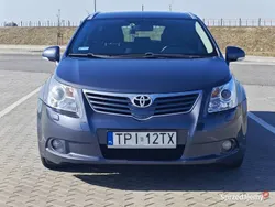 Grafitowy Używany 2009 Toyota Avensis Kombi | 13 900 zł (Dość drogi)