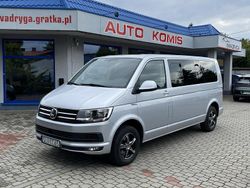 Srebrny Używany 2017 VW Caravelle Minivan | 129 900 zł