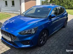 Niebieski Używany 2018 Ford Focus ST-Line Hatchback | 52 000 zł