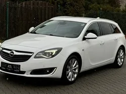 Biały Używany 2016 Opel Insignia Kombi | 40 000 zł (Uczciwa cena)