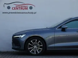 Szary (metalik) Używany 2021 Volvo V60 Kombi | 114 900 zł (Dość drogi)