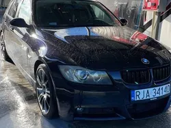 Granatowy Używany 2006 BMW 320 Kombi | 24 000 zł