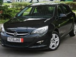 Czarny Używany 2014 Opel Astra Energy Hatchback | 31 999 zł