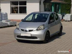 Srebrny Używany 2008 Toyota Aygo Hatchback | 7600 zł (Uczciwa cena)