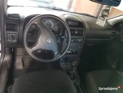 Srebrny Używany 2002 Opel Astra Hatchback | 5399 zł (Dość drogi)