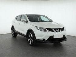 Biały Używany 2016 Nissan Qashqai SUV | 48 999 zł (Uczciwa cena)