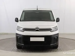 Biały Używany 2018 Citroën Berlingo Minivan | 49 999 zł (Dość drogi)