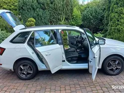 Biały Używany 2022 Skoda Fabia Kombi | 31 626 zł (Uczciwa cena)