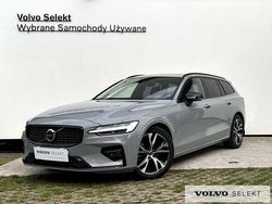 Szary Używany 2024 Volvo V60 Kombi | 179 900 zł