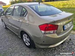 Złoty Używany 2010 Honda City Sedan/Limuzyna | 14 900 zł
