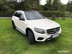 Biały Używany 2016 Mercedes GLC300 SUV | 90 000 zł