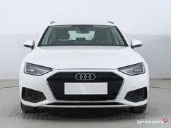 Biały Używany 2022 Audi A4 Kombi | 95 999 zł (Uczciwa cena)