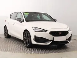 Biały Używany 2021 Cupra Leon Hatchback | 104 999 zł