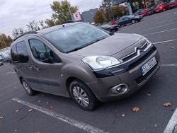 Żółtozłoty Używany 2010 Citroën Berlingo Minivan | 15 900 zł (Super Cena)