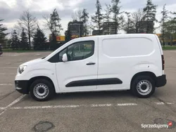 Biały Używany 2020 Opel Combo Minivan | 30 500 zł