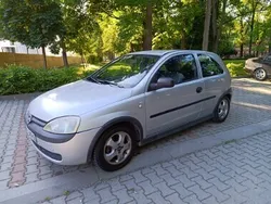 Srebrny Używany 2001 Opel Corsa Hatchback | 3900 zł (Dość drogi)
