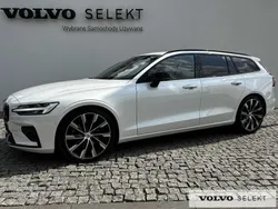 Biały Używany 2025 Volvo V60 Kombi | 209 900 zł
