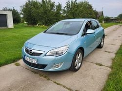 Niebieski Używany 2010 Opel Astra Sport Hatchback | 23 500 zł (Dość drogi)
