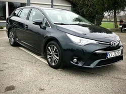 Niebieski Używany 2016 Toyota Avensis Premium Kombi | 51 900 zł (Uczciwa cena)