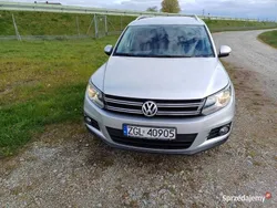 Srebrny Używany 2011 VW Tiguan Sportline SUV | 45 000 zł (Uczciwa cena)