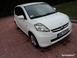 Biały Używany 2010 Subaru Justy Hatchback | 11 850 zł