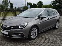 Inny kolor Używany 2016 Opel Astra Kombi | 39 500 zł (Uczciwa cena)