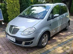 Używany 2005 Lancia Musa Minivan | 10 000 zł