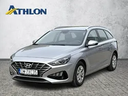 Srebrny (metalik) Używany 2023 Hyundai i30 Kombi | 63 000 zł (Dobra cena)